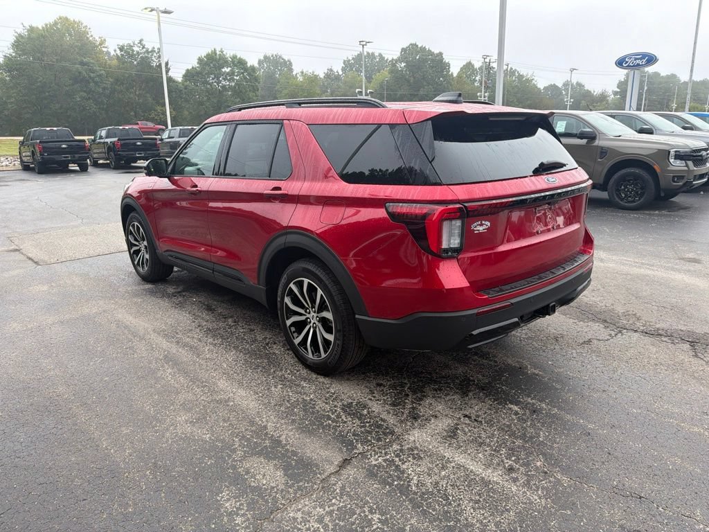 Used 2026 Ford Explorer ST-Line w/ Premium Package RWD image 5