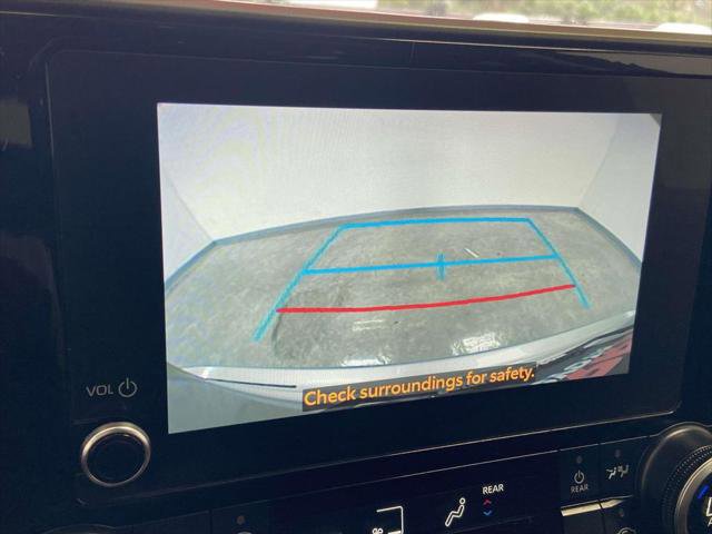 Certified 2024 Toyota Highlander LE image 26