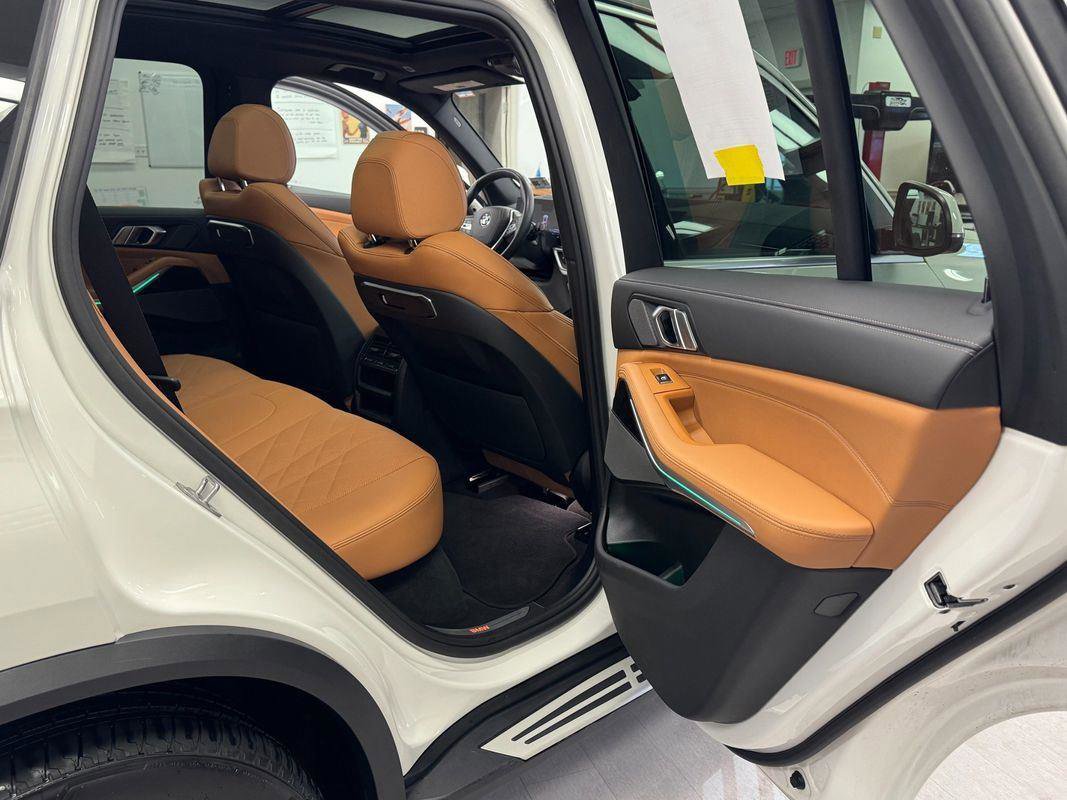 Used 2026 BMW X5 xDrive40i image 22