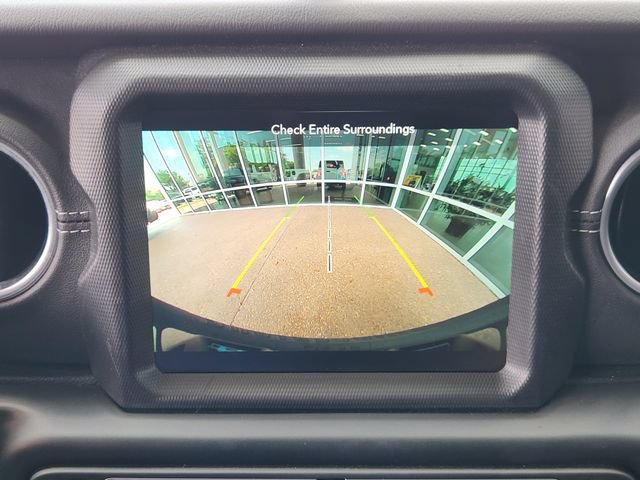 Certified 2023 Jeep Wrangler Unlimited Sahara w/ Cold Weather Group AWD/4WD image 18