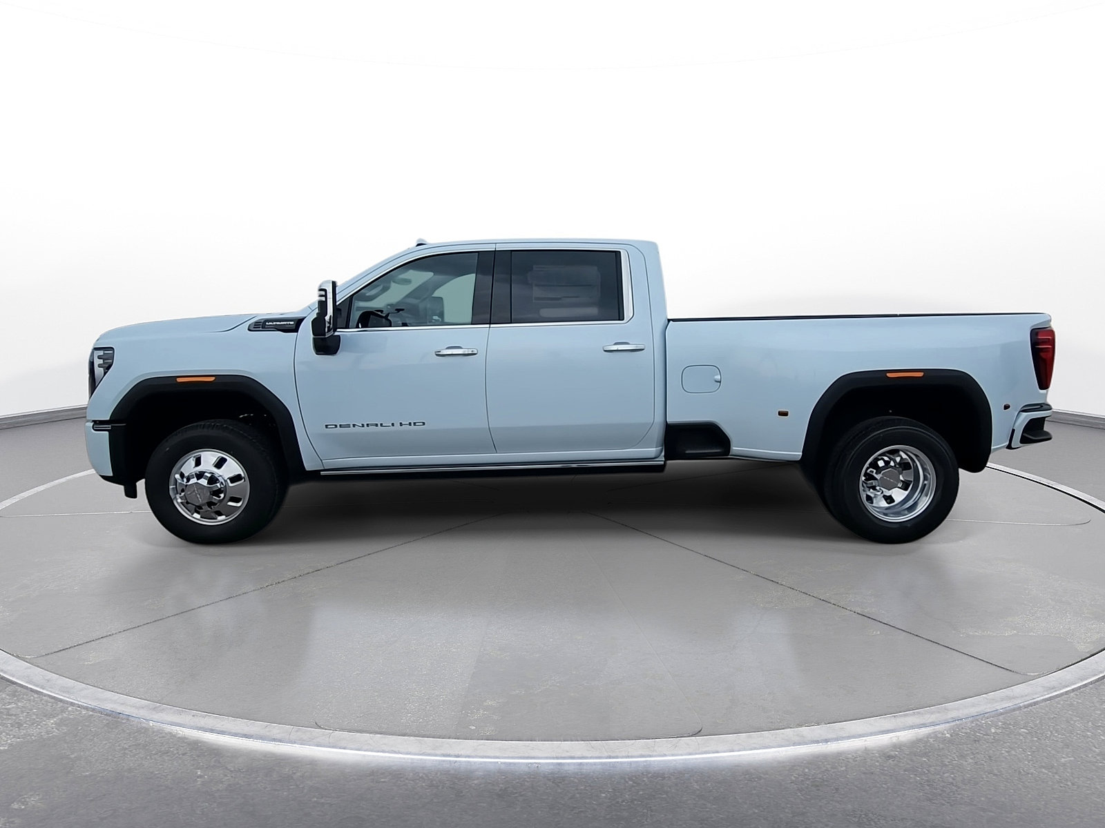 New 2026 GMC Sierra 3500 Denali Ultimate AWD/4WD image 5