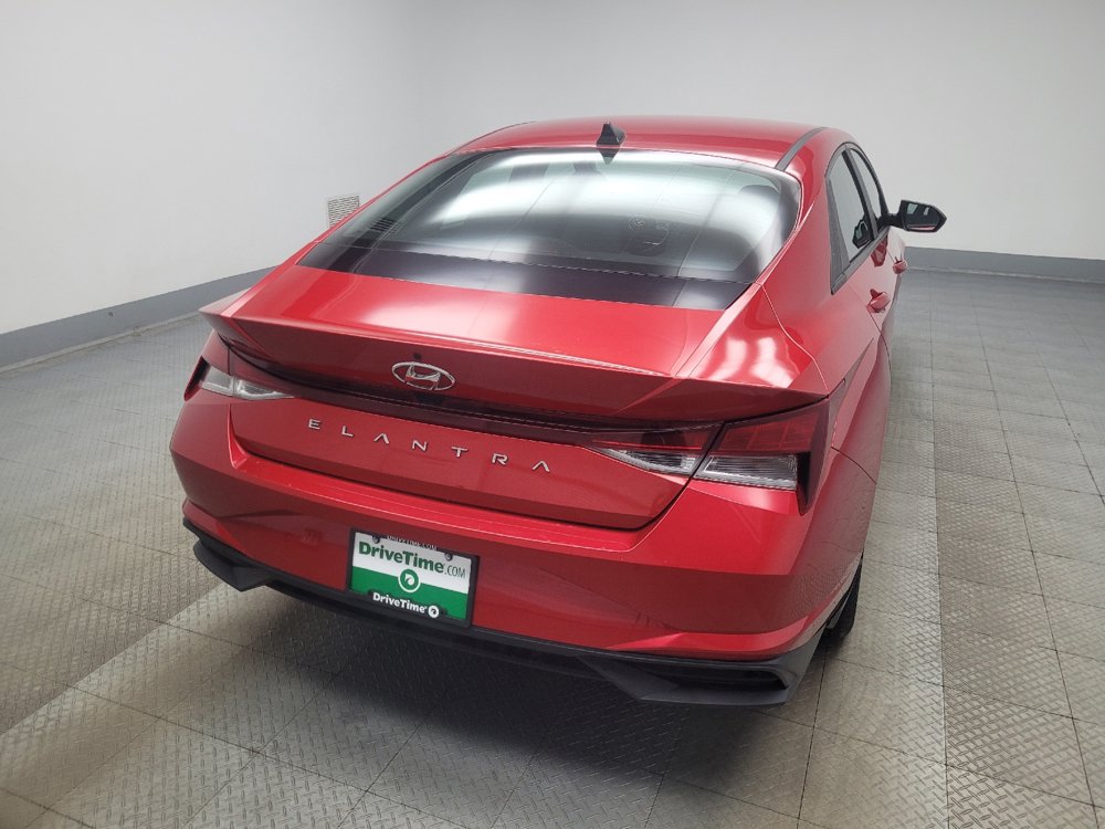 Used 2022 Hyundai Elantra SEL FWD image 7