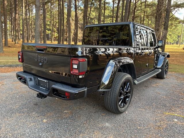 Used 2023 Jeep Gladiator Overland image 4