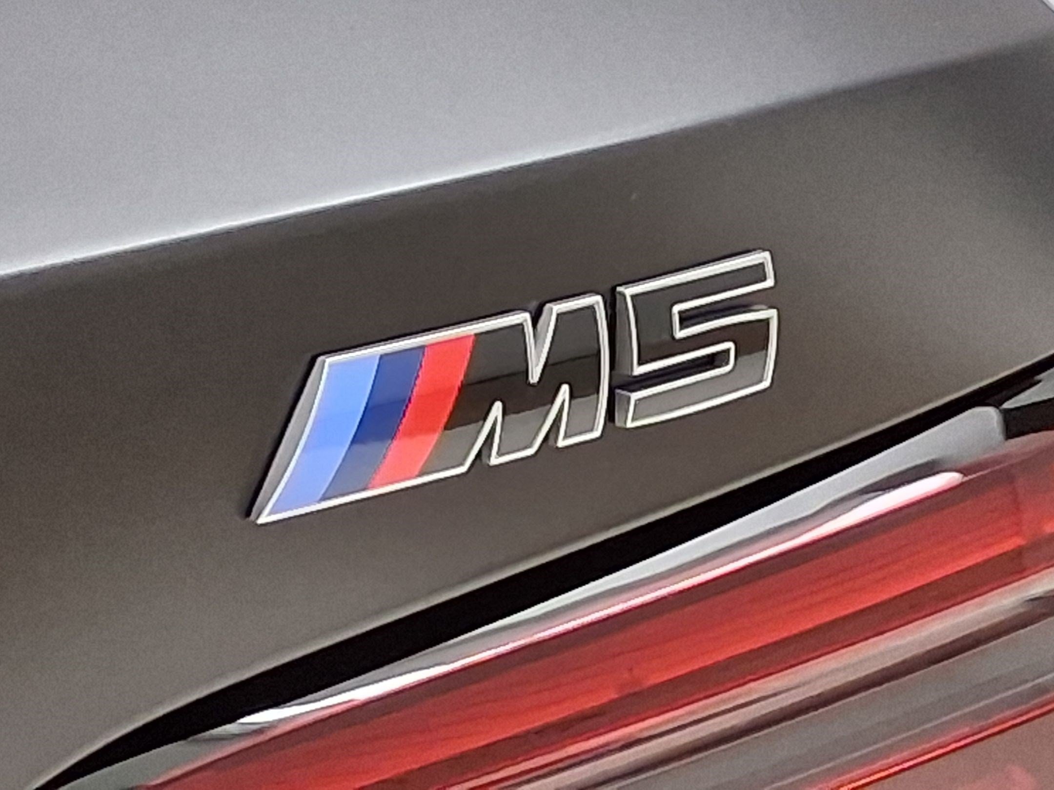 New 2027 BMW M5 Touring AWD/4WD image 24