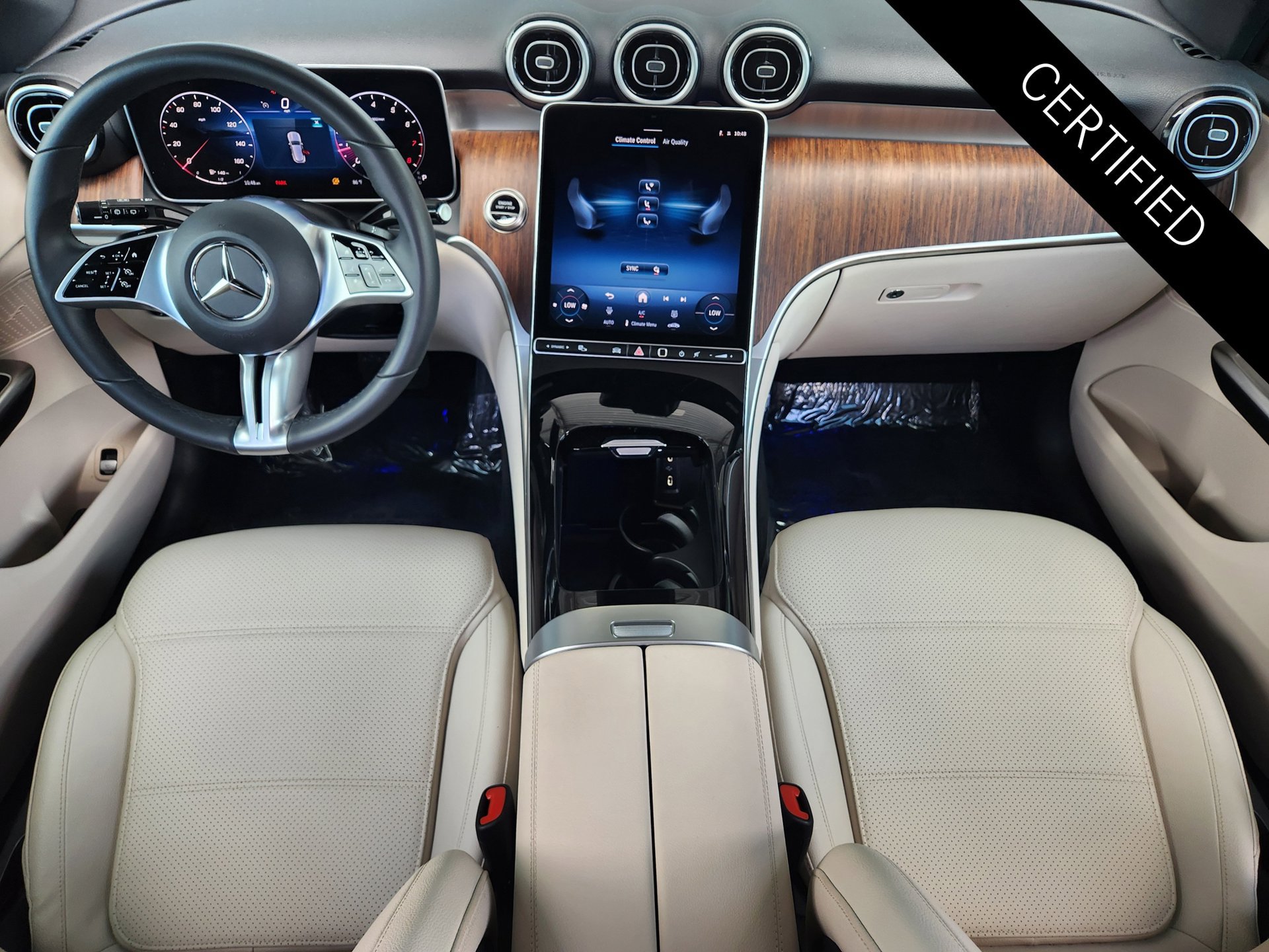 Certified 2026 Mercedes-Benz GLC 300 image 2