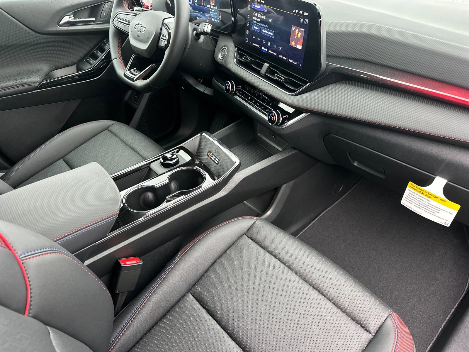 New 2026 Chevrolet Equinox RS w/ Safety and Technology Package image 18