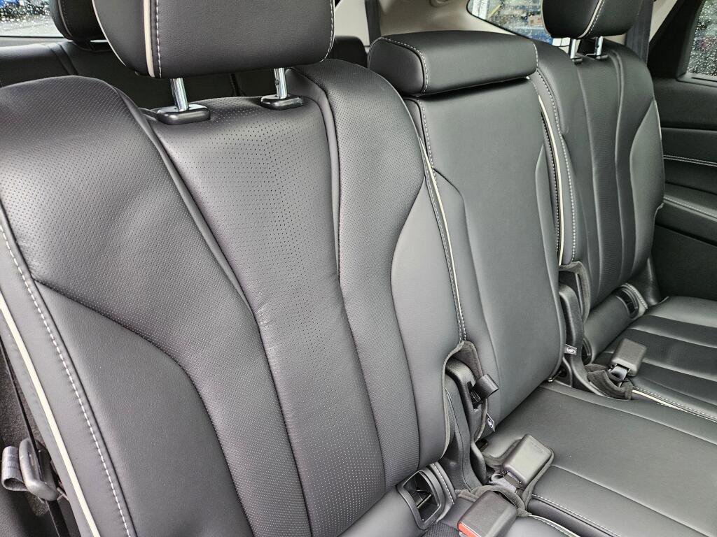 Certified 2023 Acura MDX SH-AWD w/ Advance Package image 14