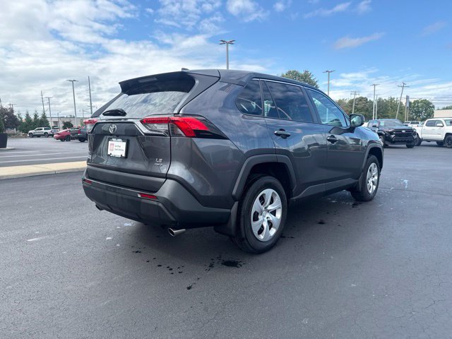 Used 2023 Toyota RAV4 LE AWD/4WD image 7