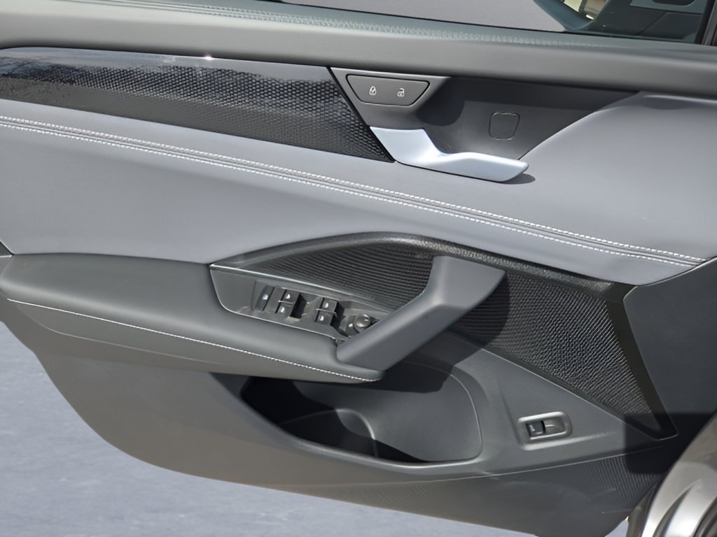 New 2026 Volkswagen Tiguan SE AWD/4WD image 14