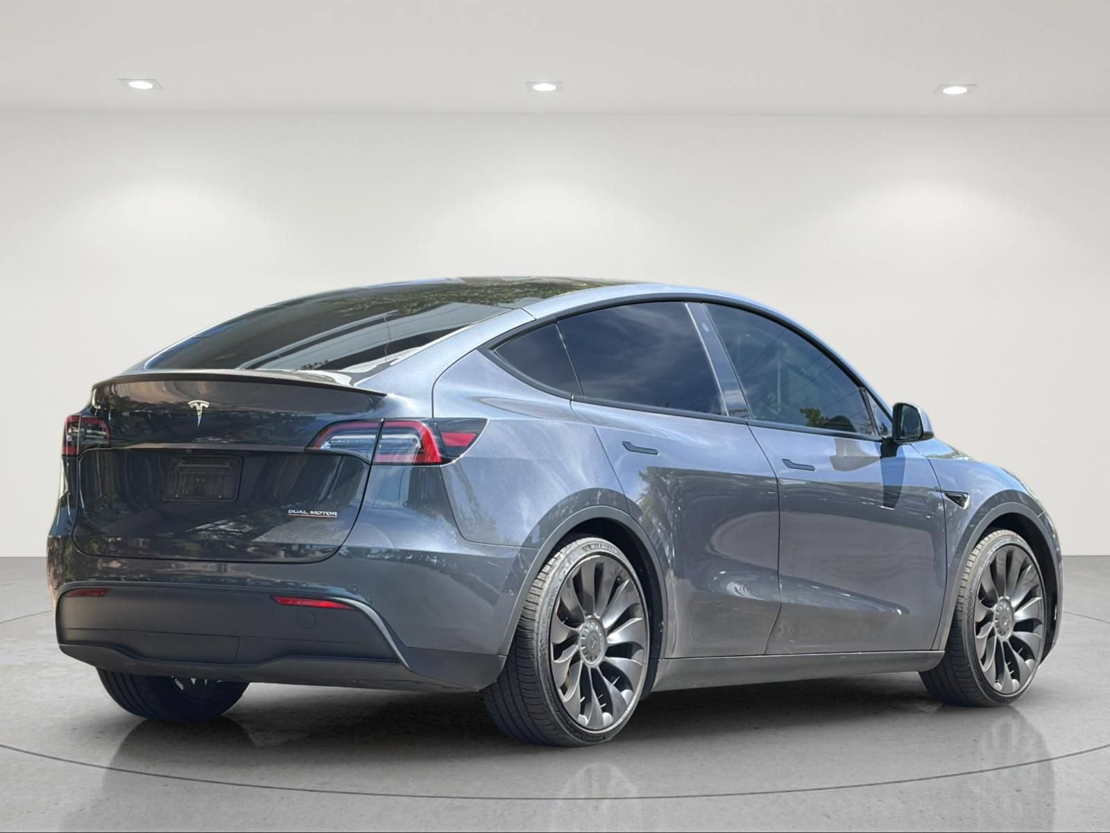 Used 2022 Tesla Model Y Performance AWD/4WD image 5