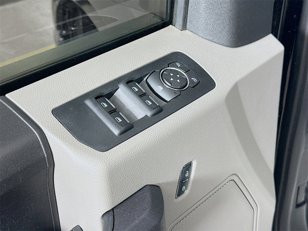 Used 2017 Ford F150 XL w/ Equipment Group 101A Mid image 17