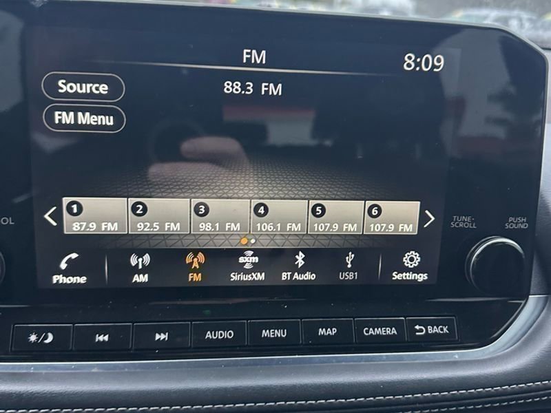 Used 2022 Nissan Rogue Platinum w/ Head-Up Display Package image 14