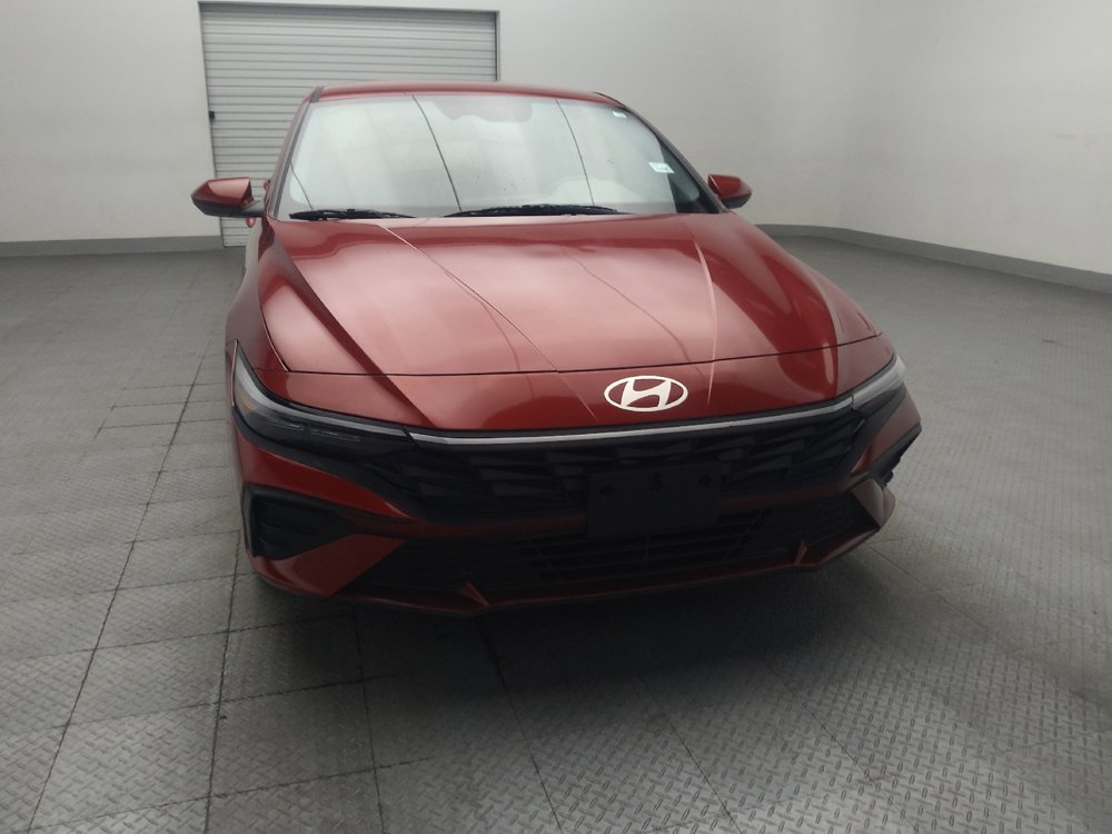 Used 2024 Hyundai Elantra SEL FWD image 14