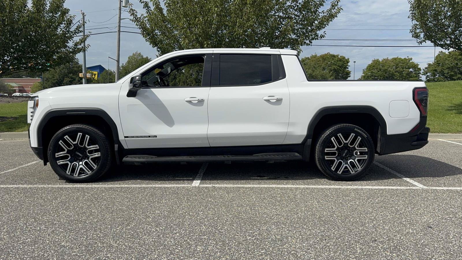 Used 2026 GMC Sierra EV Elevation w/ Premium Package AWD/4WD image 3