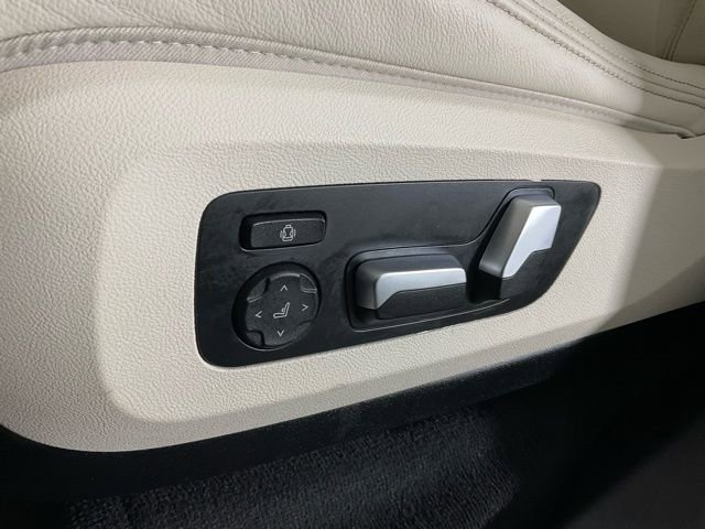 Certified 2022 BMW X5 xDrive40i w/ Parking Assistance Package image 28