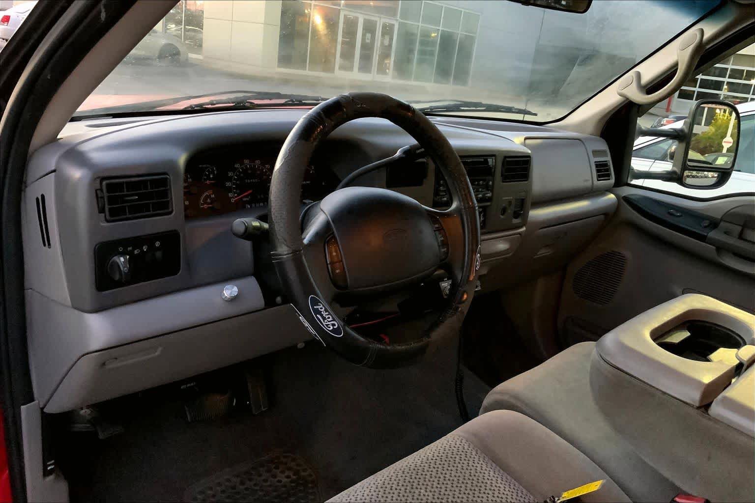 Used 2001 Ford F250 XLT AWD/4WD image 16