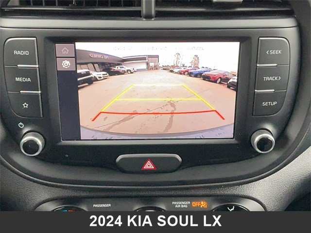 Used 2024 Kia Soul LX w/ Option Group 015 image 19