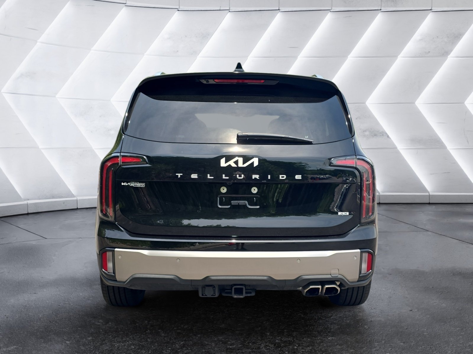 Used 2025 Kia Telluride SX Prestige AWD/4WD image 4