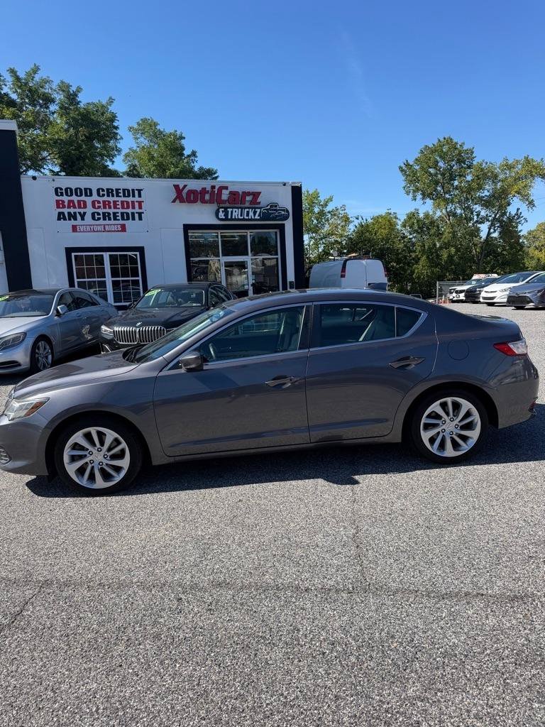 Used 2018 Acura ILX FWD image 1