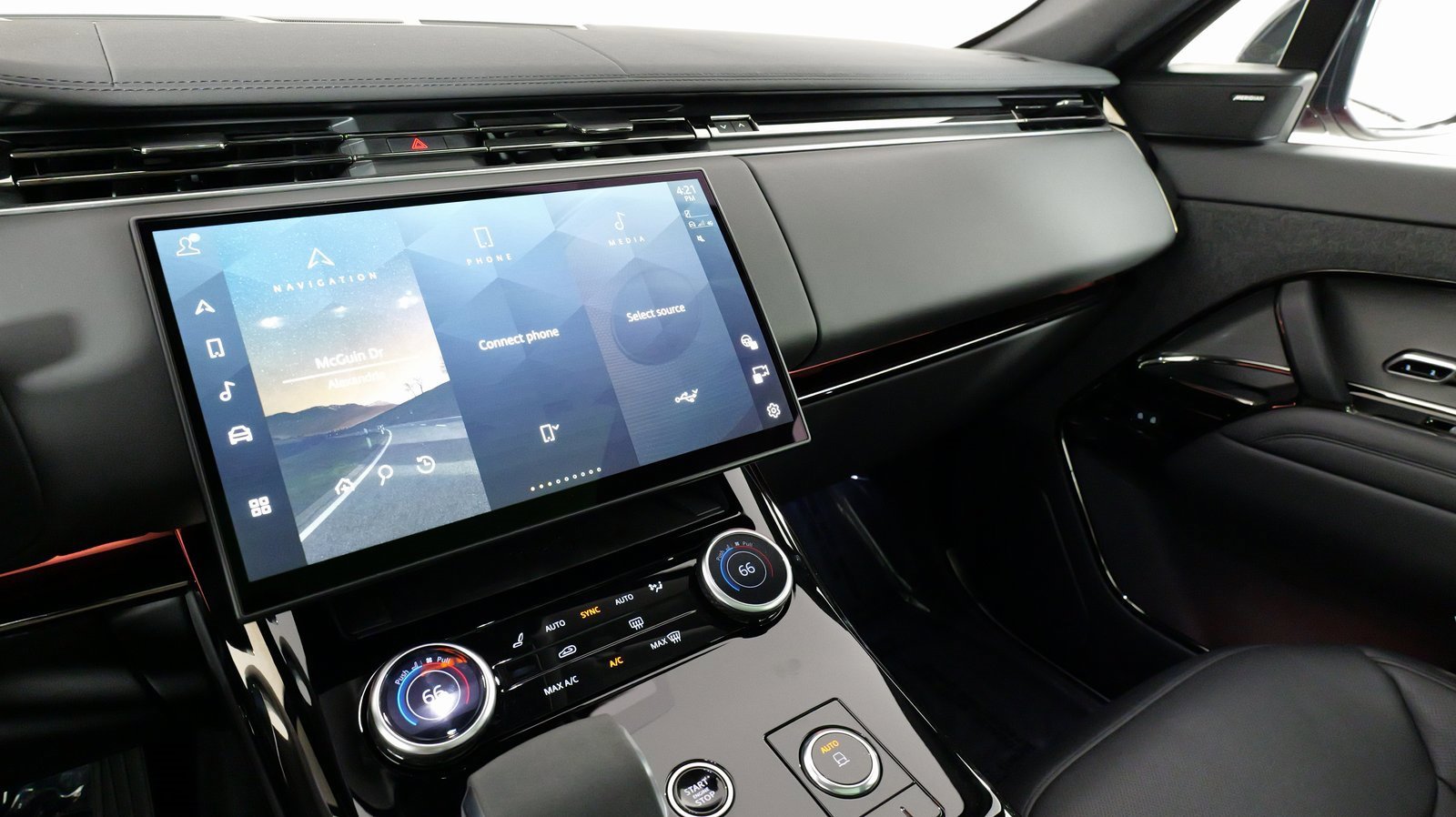 Used 2023 Land Rover Range Rover Sport SE image 44