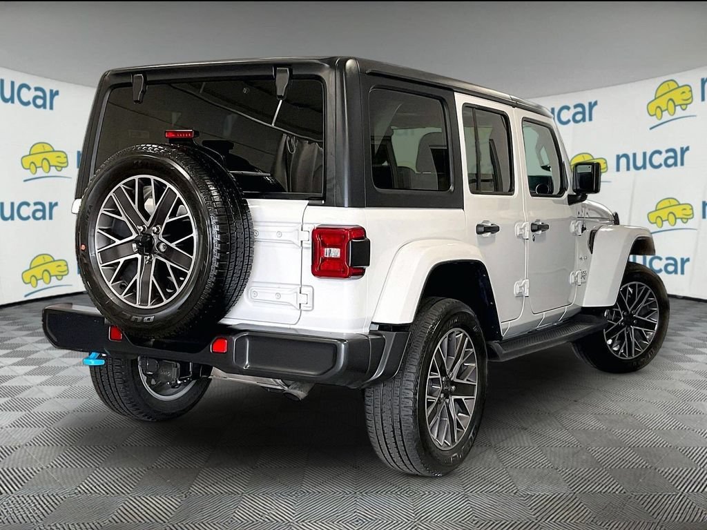 Used 2023 Jeep Wrangler Unlimited Sahara AWD/4WD image 6