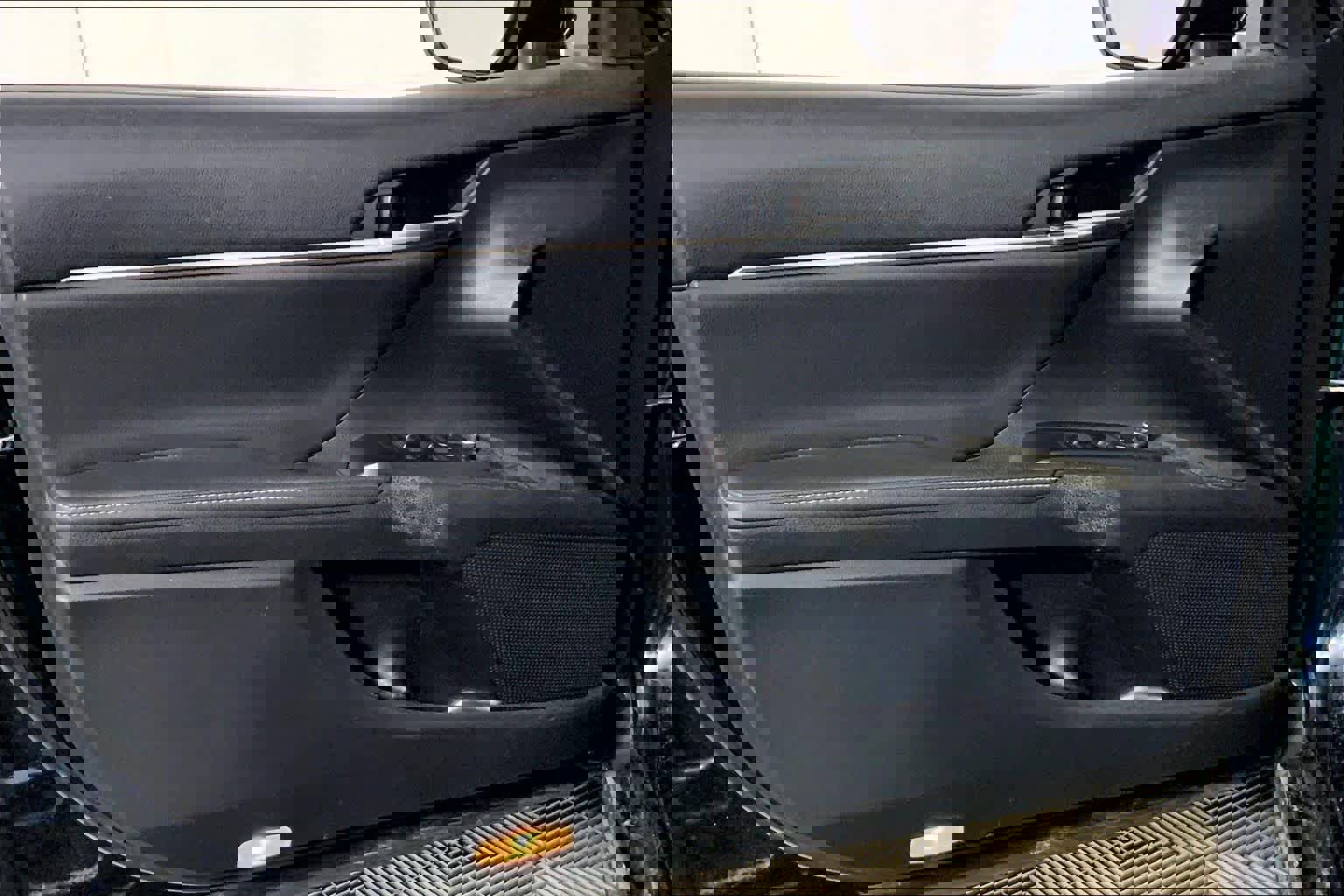 Used 2021 Toyota Camry XSE w/ Carpet Mat Package (TMS) image 22