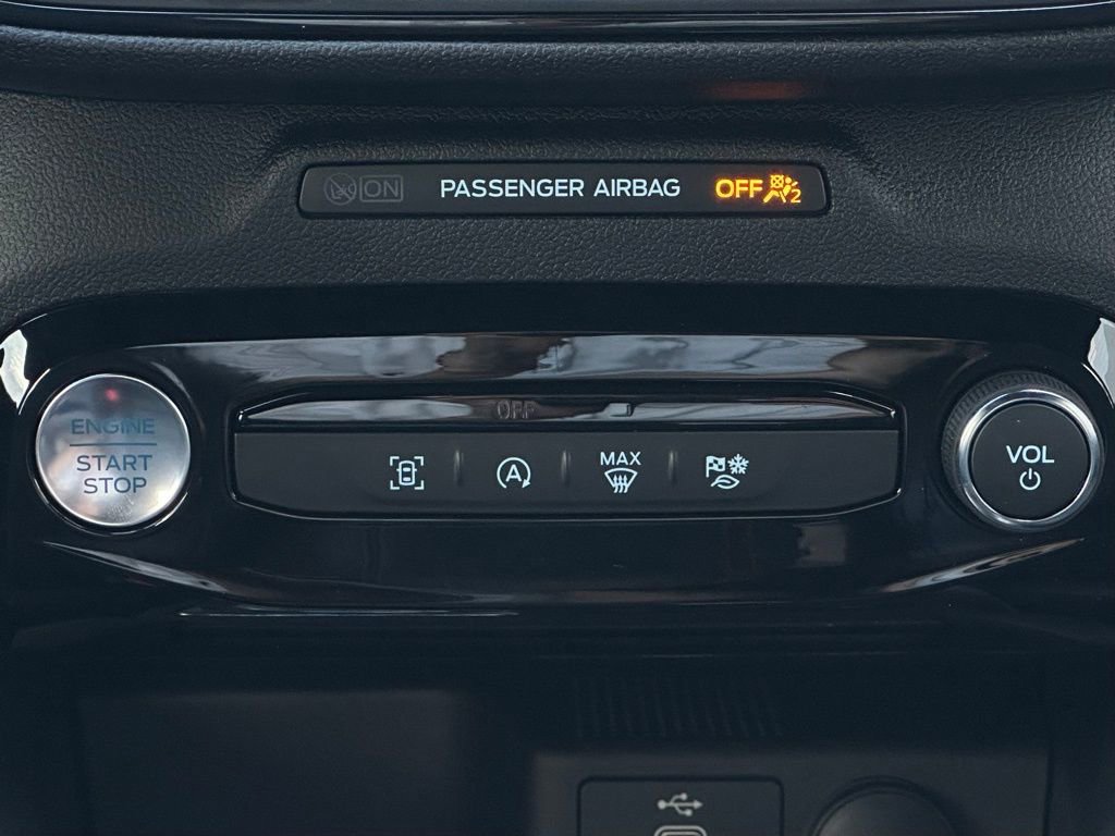 New 2025 Ford Escape ST-Line w/ Tech Pack #1 image 40