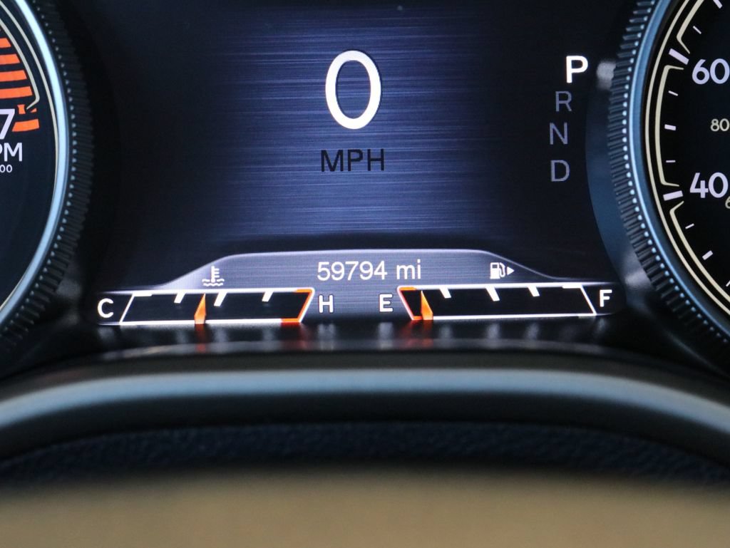 Used 2017 Jeep Cherokee Limited AWD/4WD image 18
