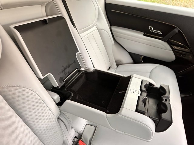 Used 2024 Land Rover Range Rover Sport SE image 26