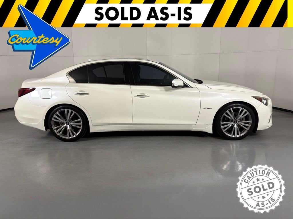 Used 2018 INFINITI Q50 Luxe w/ Cargo Package (L95) image 9