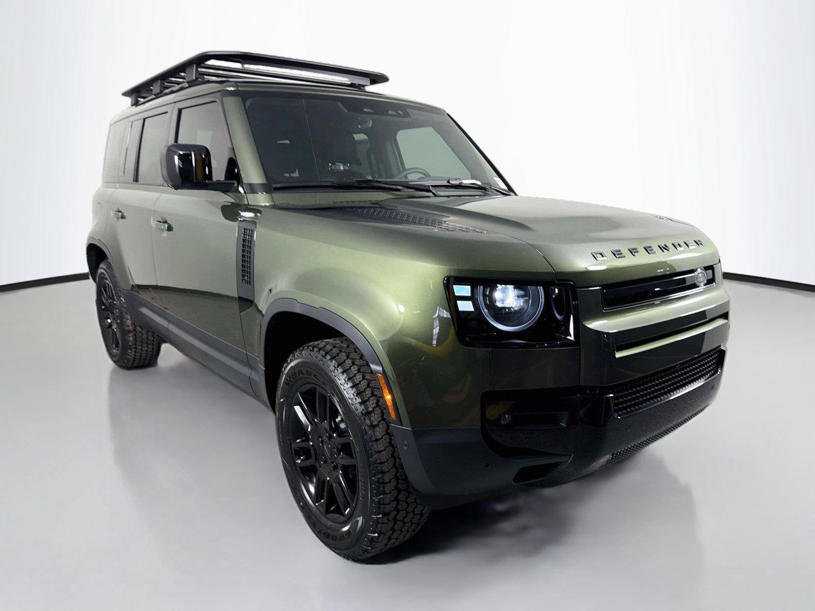 New 2026 Land Rover Defender 110 S AWD/4WD image 3