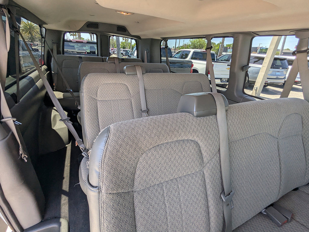 Certified 2024 Chevrolet Express 3500 LT w/ LT Preferred Equipment Group RWD image 17
