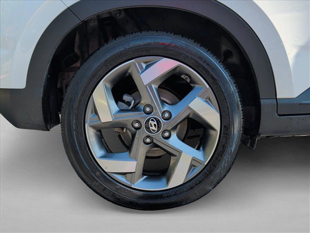 Used 2025 Hyundai Venue SEL FWD image 27