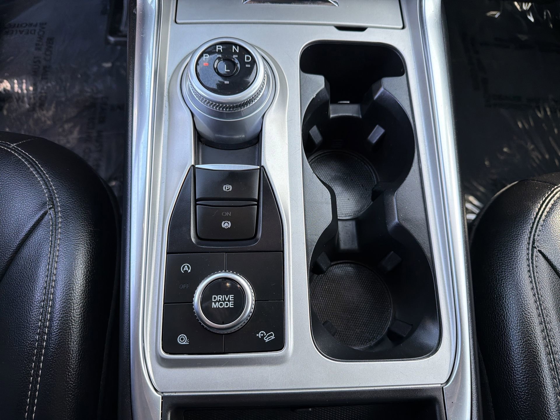 Certified 2023 Ford Explorer Limited w/ Equipment Group 301A image 10