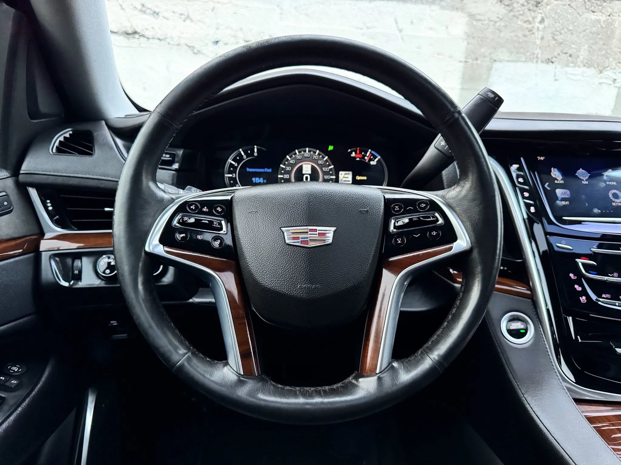 Used 2020 Cadillac Escalade ESV Premium Luxury w/ Escalade Sport Edition AWD/4WD image 40