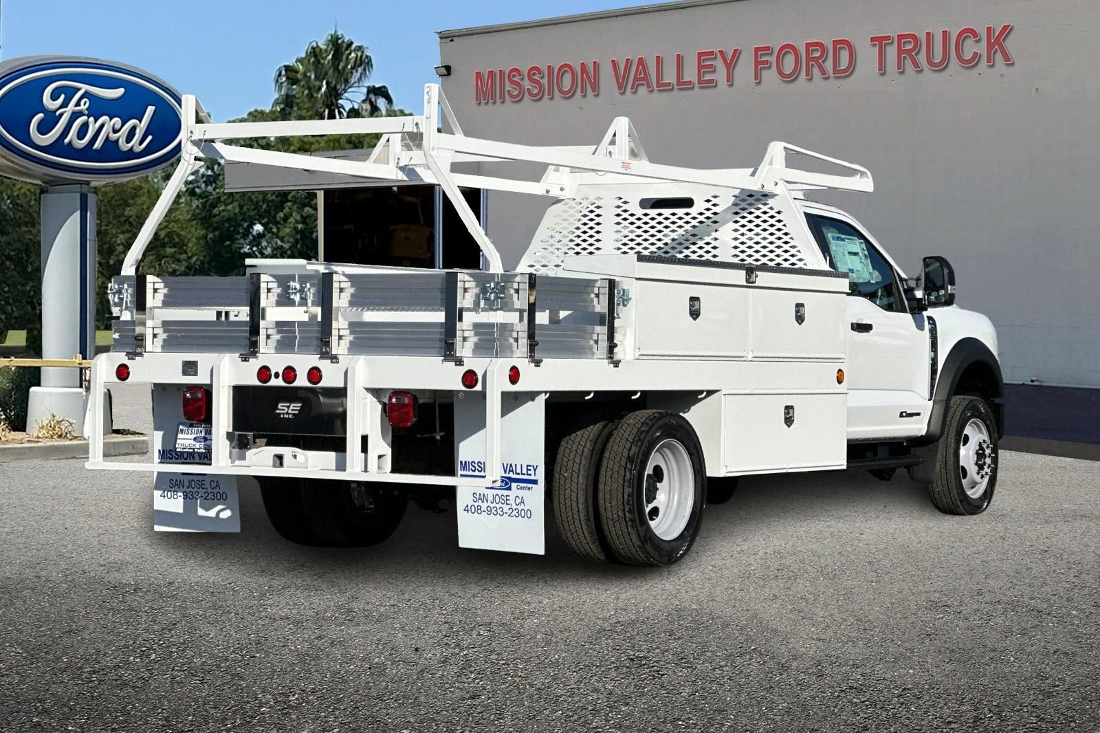 New 2026 Ford F550 2WD Regular Cab Super Duty image 4