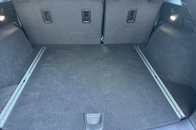 Used 2025 Cadillac XT5 Premium Luxury image 15