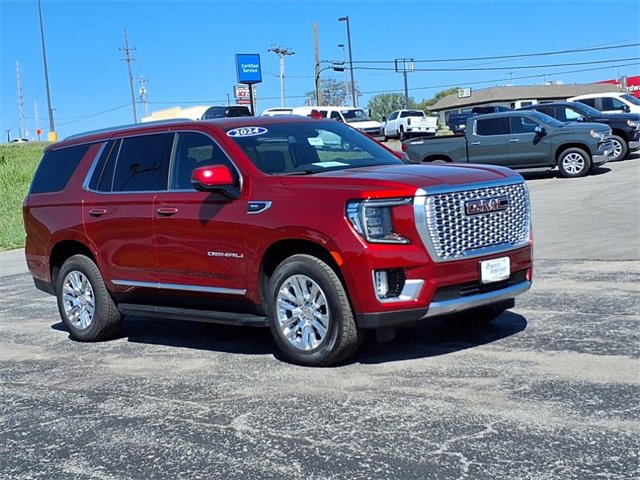 Used 2024 GMC Yukon Denali image 2