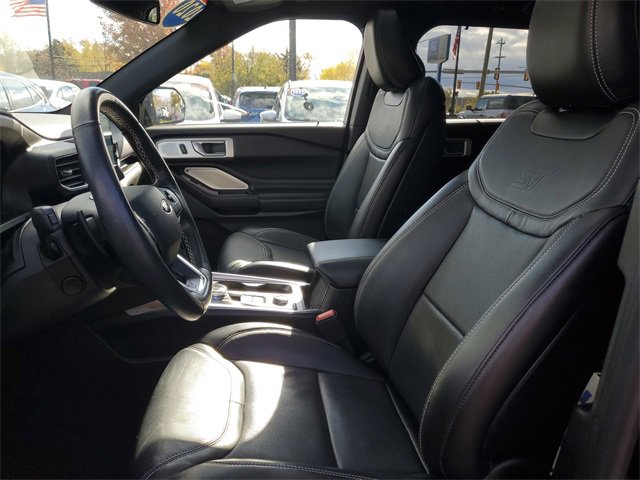 Certified 2020 Ford Explorer ST w/ Premium Technology Package image 11