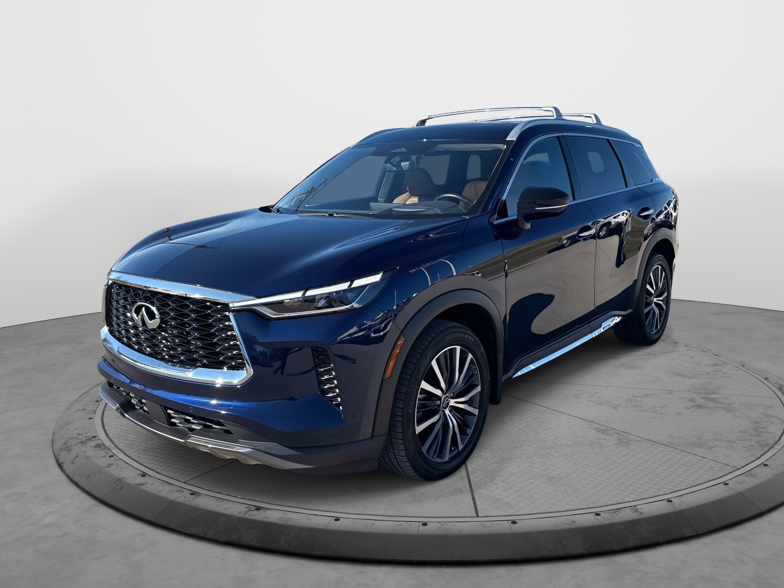 Used 2023 INFINITI QX60 Sensory w/ Vision Package image 3