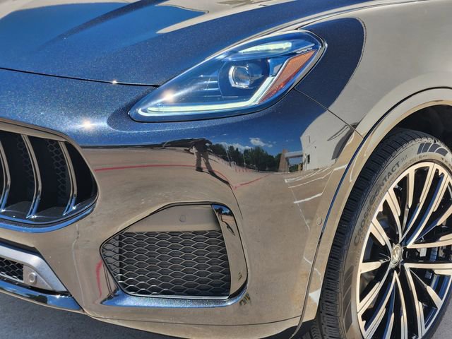 Used 2023 Maserati Grecale Modena image 8