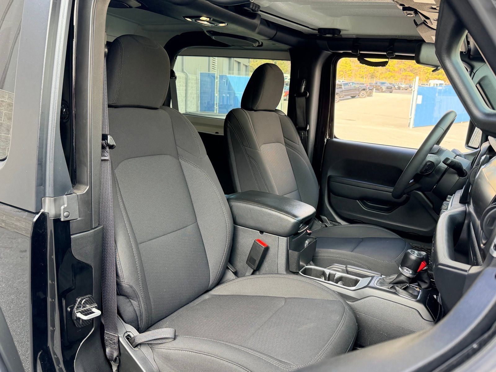 Used 2023 Jeep Wrangler Sport S image 19