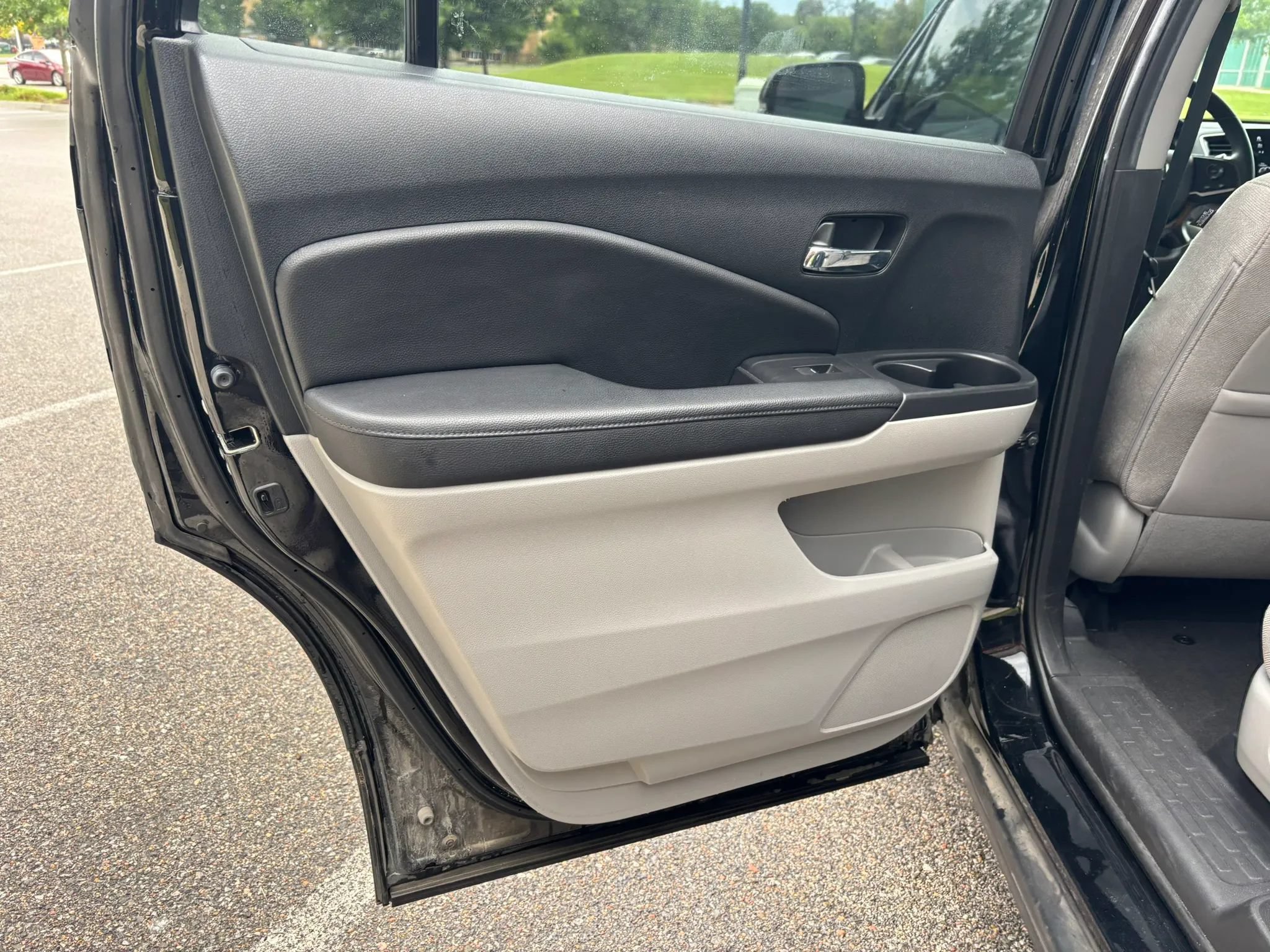 Used 2020 Honda Pilot EX image 27
