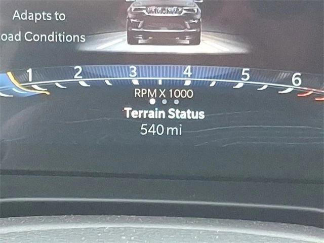 Certified 2025 Jeep Grand Cherokee Limited w/ Black Appearance Package image 21