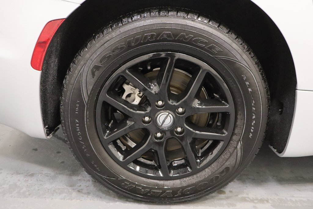 Used 2024 Chrysler Pacifica Touring-L image 26