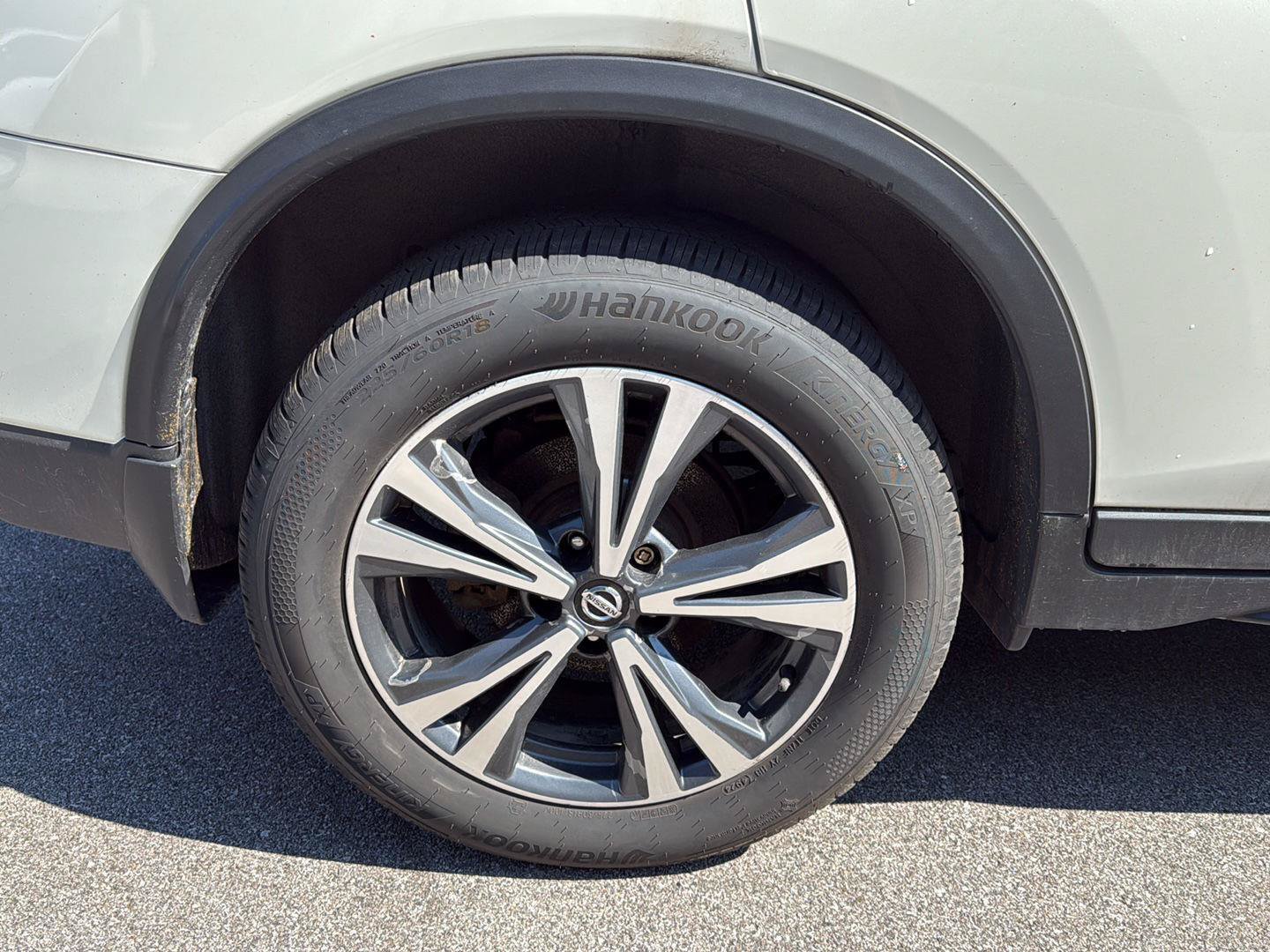 Used 2019 Nissan Rogue SL AWD/4WD image 13