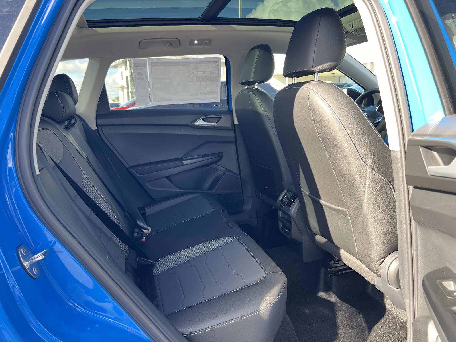 New 2026 Volkswagen Taos SE image 32