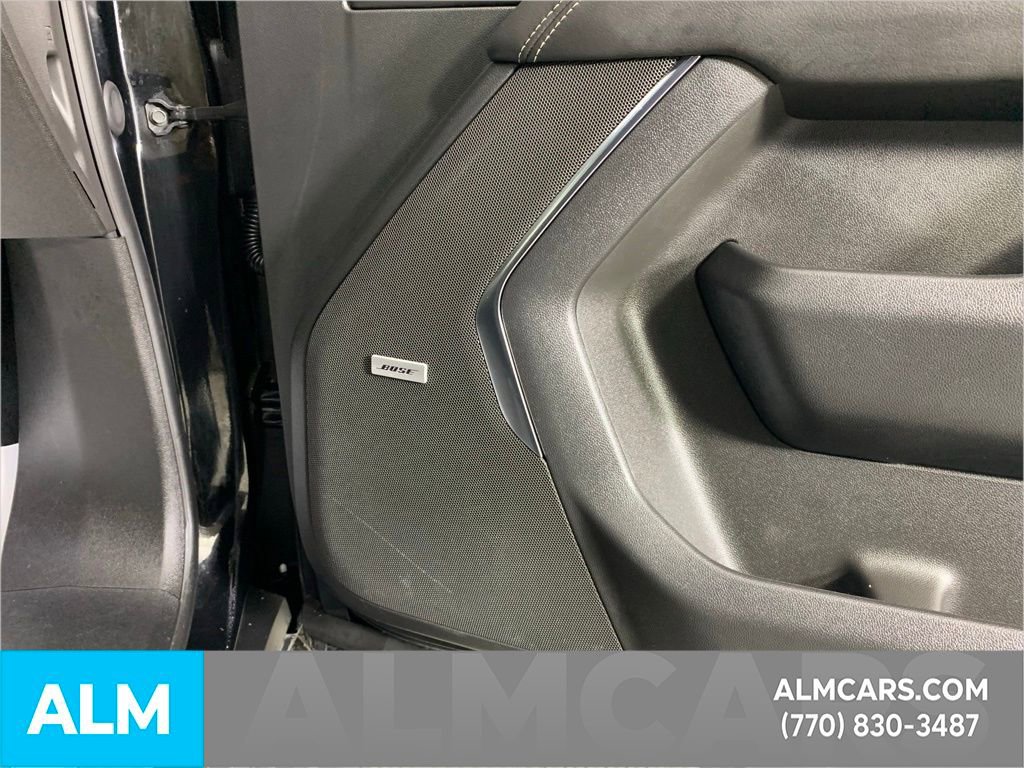 Used 2025 GMC Yukon Elevation image 35