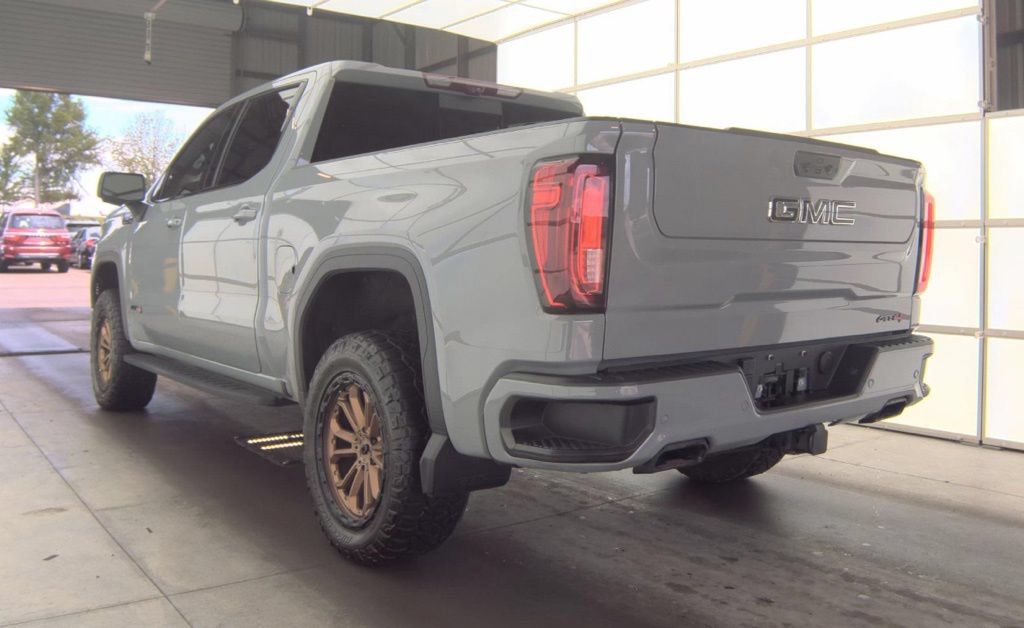 Used 2024 GMC Sierra 1500 AT4 w/ Technology Package AWD/4WD image 7
