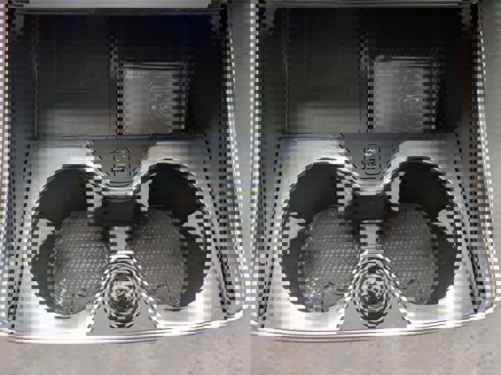 New 2025 BMW X7 xDrive40i w/ Premium Package image 26